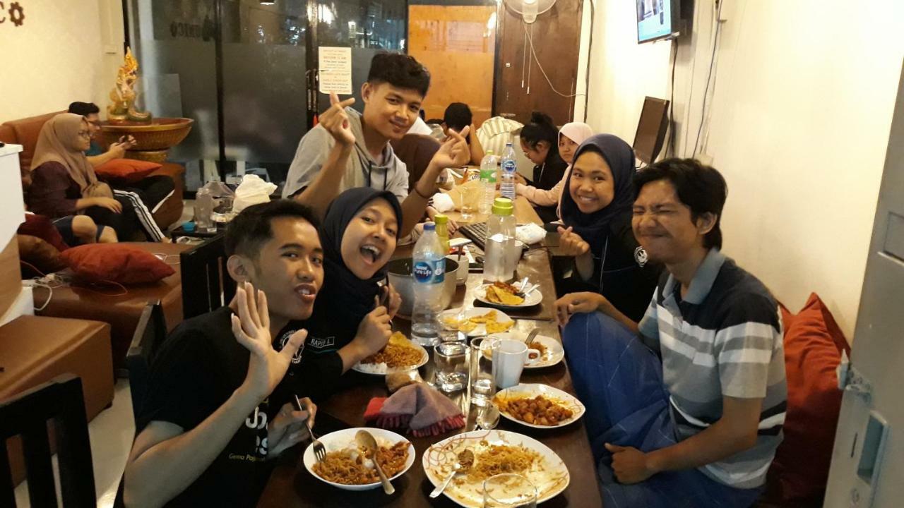 Unico Hostel Bangkok Zewnętrze zdjęcie